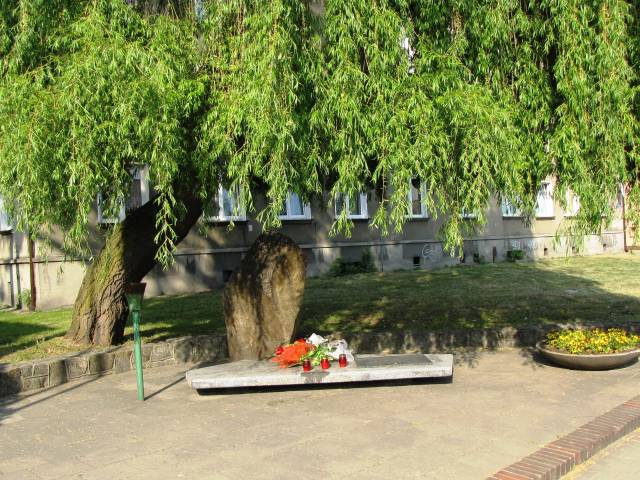 Пам'ятник жертвам нацистів 22.09.1944.