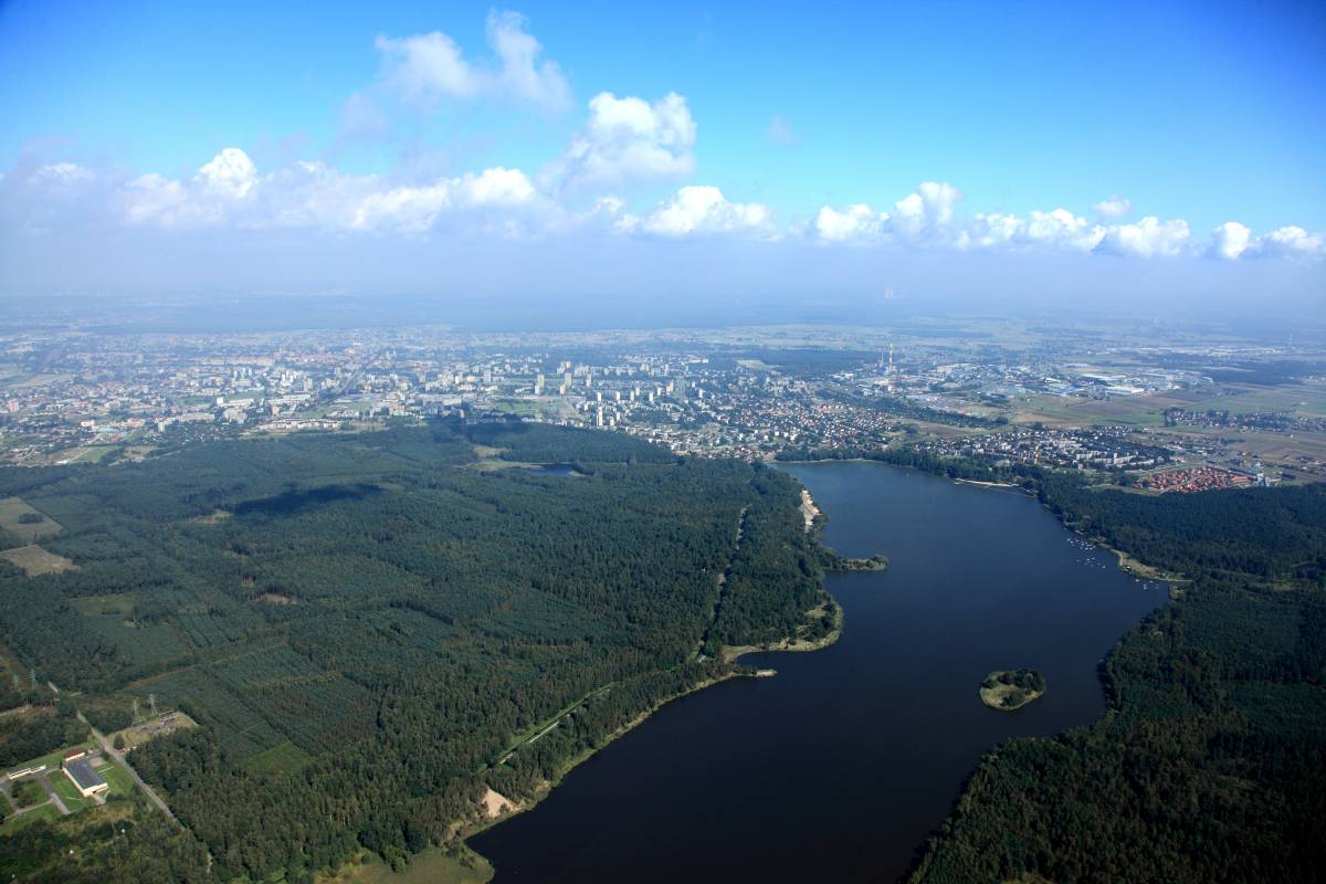 Jezioro Paprocany i Tychy z lotu ptaka Autor: Fotoloto