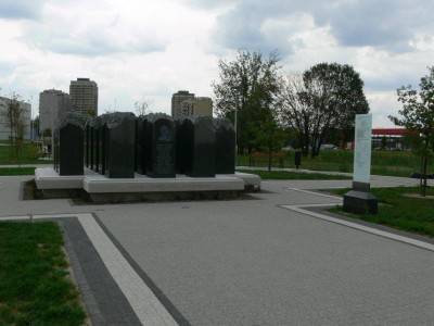 Poświęcenie Pomnika Ofiar Katynia