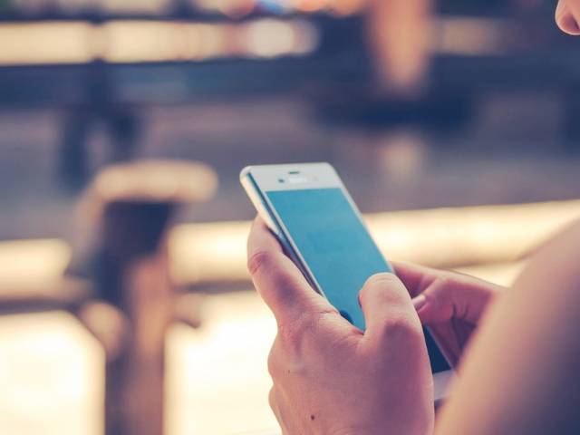 Мобільний зв'язок: купівля та реєстрація SIM-карти в Польщі