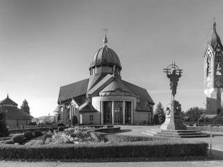 Widok zewnętrzny kościoła, 2021 r. Foto: A. Pławski, ze zbiorów Muzeum Miejskiego w Tychach