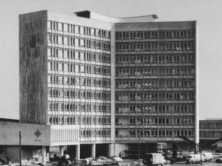 Gmach Urzędu Miasta, ok. 1970 r. Foto: Z. Kubski, ze zbiorów Muzeum Miejskiego w Tychach Autor: Zygmunt Kubski