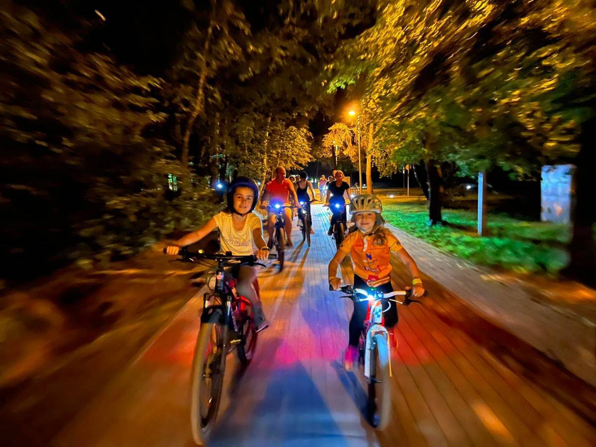 Nocny rajd Rowerowy Autor: Nol Tychy