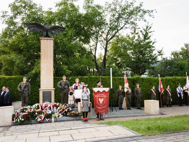 102. rocznica wybuchu I Powstania Śląskiego - zdjęcie pod czułowskim pomnikiem