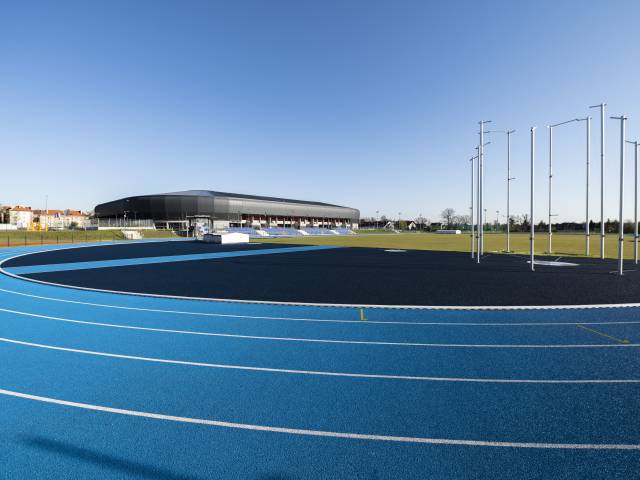 Stadion Lekkoatletyczny w Tychach - bieżnia