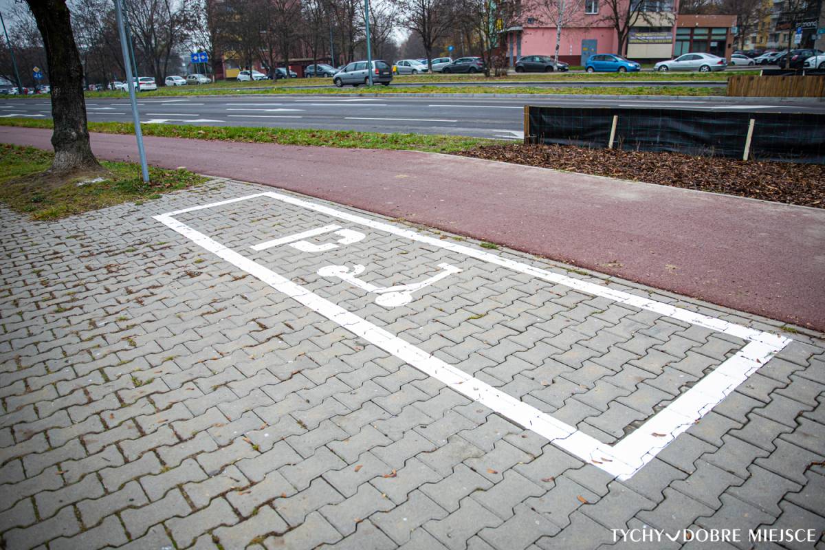 Wyznaczone miejsce parkingowe dla hulajnogi elektrycznej  Autor: Piotr Podsiadły