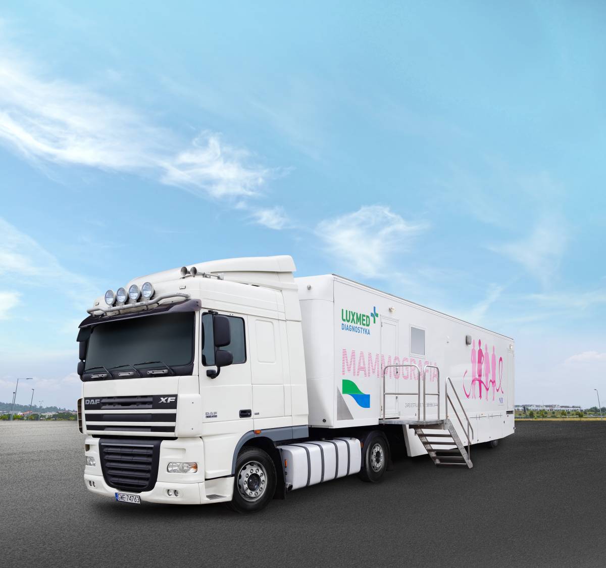 Ciężarówka przystosowana do wykonywania mammografii