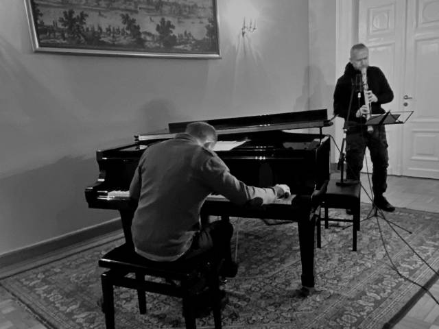 Fortepian plenerowy – Dominik Strycharski i Grzegorz Tarwid