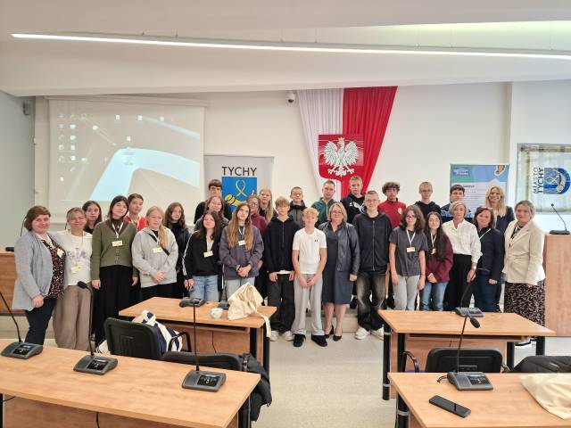 Młodzież polsko-ukraińska uczestnicząca w projekcie Garden of life