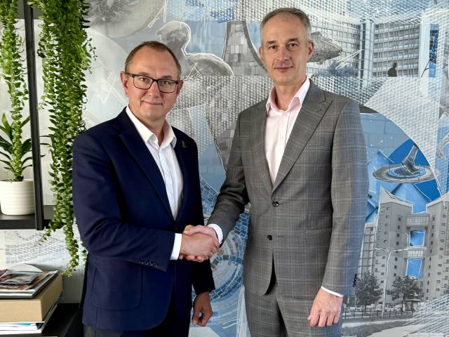 Tyszanin w walce o fotel prezesa PZHL