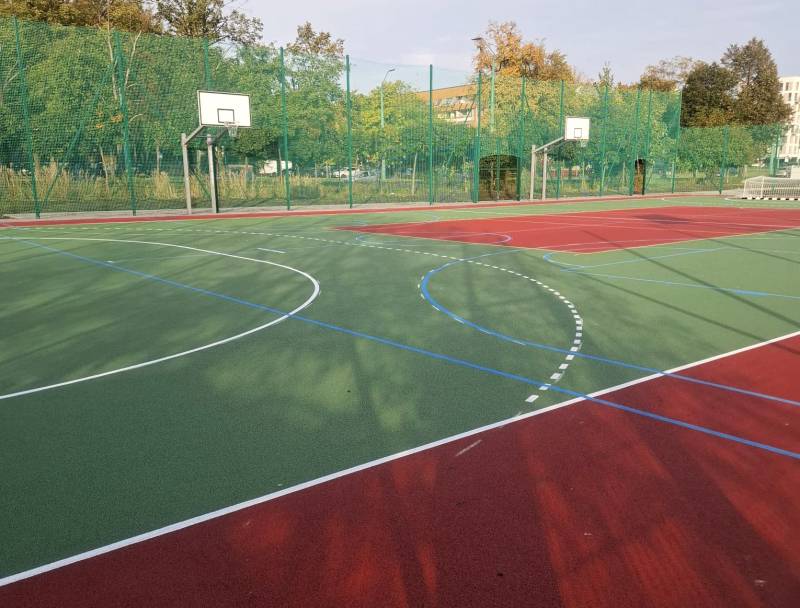 Zakończono przebudowę boiska przy Zespole Szkół nr 4