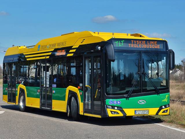 Zmiany w komunikacji i organizacja ruchu w okresie Wszystkich Świętych i Święta Niepodległości