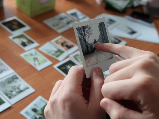 Fotografia natychmiastowa Instax z Instaksiarą