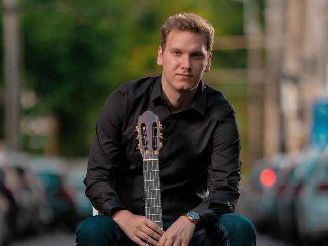 Bogdan Mihailescu / Bratislava Guitar Quartet & Eva Šušková